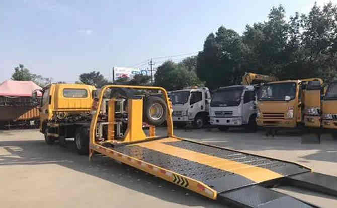 梁河汽车中途维修案例